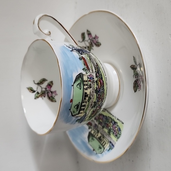 Souvenir Amherst, Nova Scotia china cup and saucer/ bone china provincial - Picture 4 of 7